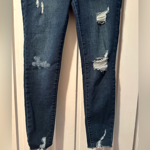 Fashion Nova Distressed Skinny Jeans - Picture 3 of 7